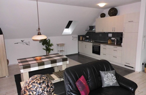 Marienhafe Apartment | Spacious 100m² Apartment for 4 Guests in Marienhafe