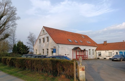 Oldenswort Apartment | Spacious Apartment for 6 Guests with Ocean View in Oldenswort