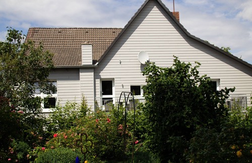Lichtenhagen Apartment | Cozy Apartment for 2 Guests with Kitchen in Ottenstein