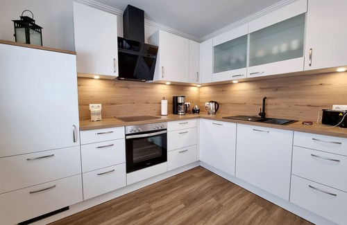 Walchum Apartment | Cozy Apartment for Two with Ocean View in Walchum
