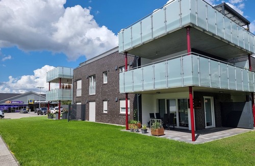 Walchum Apartment | Cozy Apartment for Two with Ocean View in Walchum