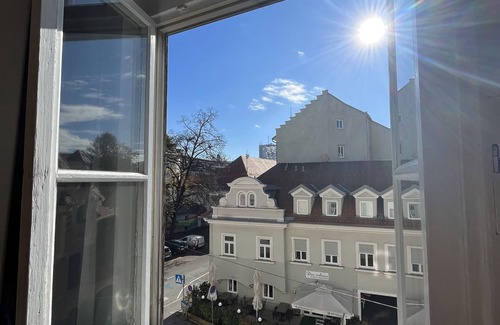 Gries Apartment | Cozy Apartment for 2 with Kitchen in Graz