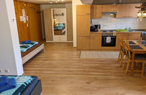 Dobel Apartment | Cozy Retreat for 2 with Ocean View in Dobel