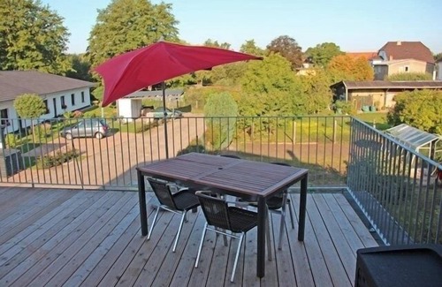 Muritz Apartment | Cozy Apartment for 3 Guests with Kitchen in Röbel