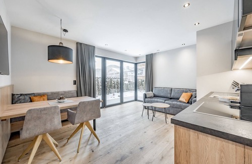 Oetz Apartment | Cozy Apartment for 4 Guests in Scenic Oetz
