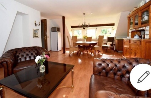 Berum Apartment | Cozy Apartment for 4 Guests with Ocean View in Hage