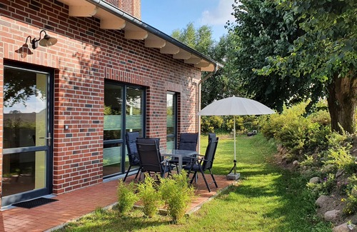Twedt Apartment | Cozy Apartment for 4 Guests with Kitchen in Twedt
