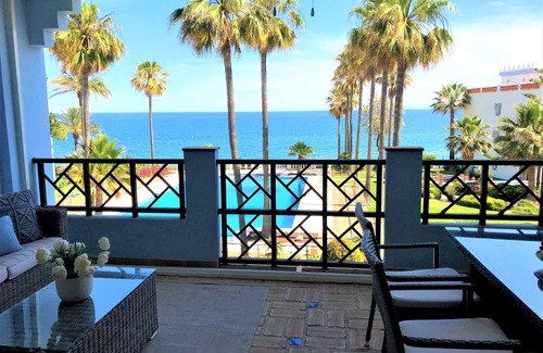 Bahia de Casares Apartment | Spacious 5-Person Apartment with Ocean View in Casares