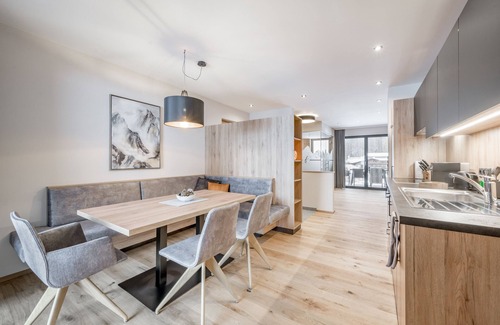 Oetz Apartment | Spacious 75m² Apartment for 6 Guests in Oetz
