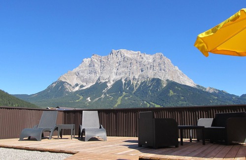 Lermoos Apartment | Spacious Lermoos Apartment for 7 with Great Amenities