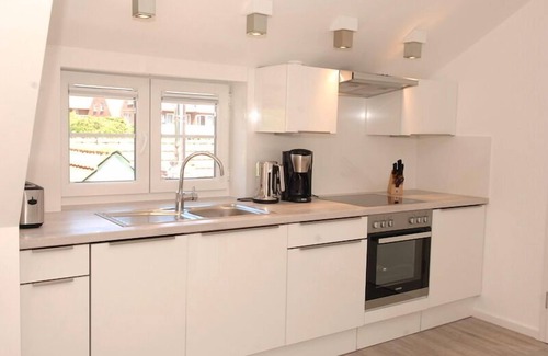Juist Apartment | Spacious Apartment for 7 Guests with Kitchen in Juist