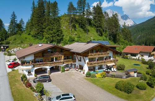 Biberwier Apartment | Idyllic Apartment for 2 Guests with Spa in Biberwier