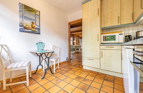 Murwik Apartment | Spacious 120m² Apartment for 6 Guests in Flensburg