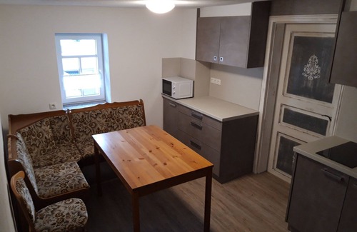 Kohren-Sahlis Apartment | Family-Friendly 77m² Apartment for 4 in Frohburg