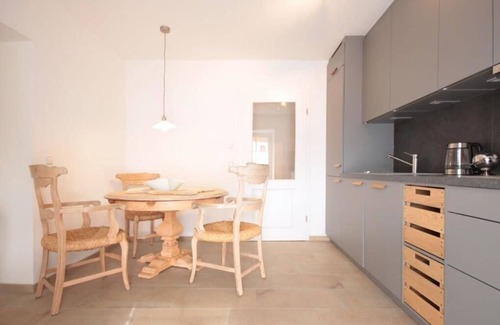 Huglfing Apartment | Cozy Apartment for 4 Guests in Huglfing with Kitchen