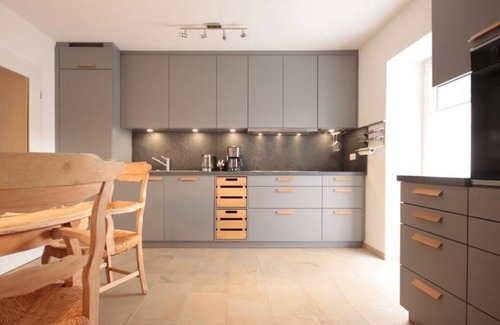 Huglfing Apartment | Cozy Apartment for 4 Guests in Huglfing with Kitchen