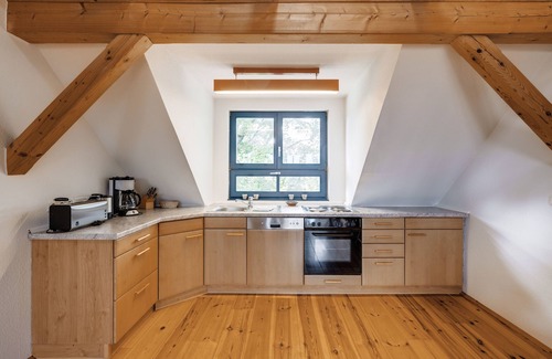 Warthe Apartment | Spacious Family Apartment for 6 with Ocean Views in Rankwitz