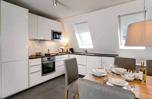 Kleinmorsum Apartment | Comfortable Apartment for 5 Guests in Sylt-Ost with Spa