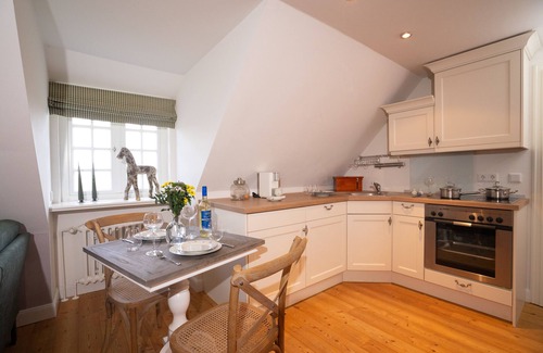 Kleinmorsum Apartment | Cozy 49m² Apartment for Two with Ocean View in Sylt-Ost