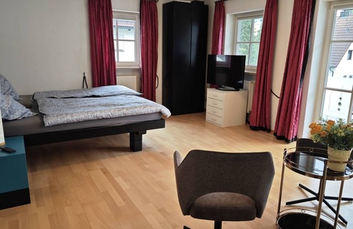 Weilheim Apartment | Comfortable Getaway for 4 with Spa and Kitchen in Weilheim