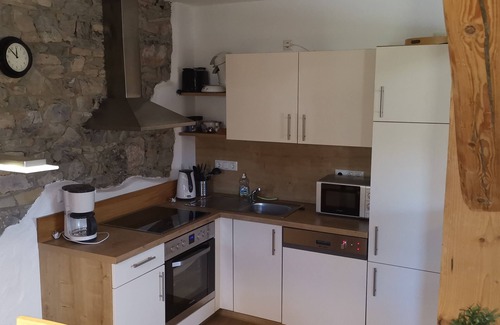Alendorf Apartment | Cozy Apartment for 3 with Kitchen in Blankenheim