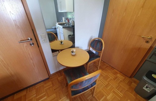 Zwingenberg Apartment | Cozy Apartment for Two Guests in Beautiful Zwingenberg