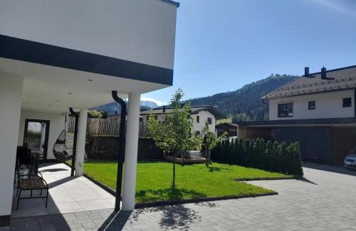 Sankt Jakob in Haus Apartment | Family-Friendly Stay at Ferienwohnung Eder - Rated 9.4/10