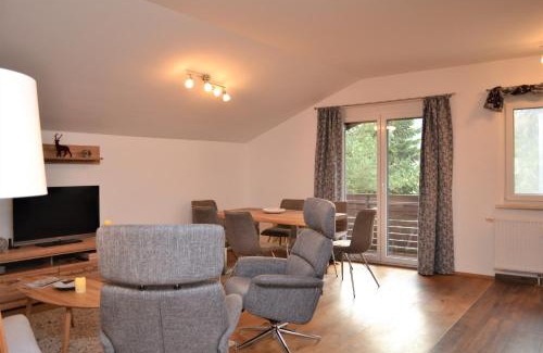 Unterach am Attersee Apartment | Lakeview Retreat in Unterach am Attersse - Rated 9.2/10