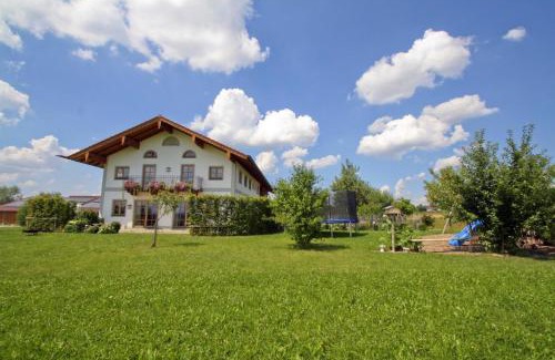 Ebersberg District Apartment | Stunning Ferienwohnung Atteltal with Oceanfront Views