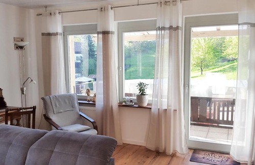 Lauf Apartment | Top-Rated Family Haven at Ferienwohnung Auernig