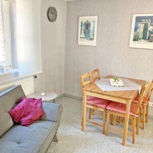 Heinsberg Apartment | Cozy Ferienwohnung Auf dem Hühnerhof with Family Amenities