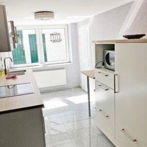 Heinsberg Apartment | Cozy Ferienwohnung Auf dem Hühnerhof with Family Amenities