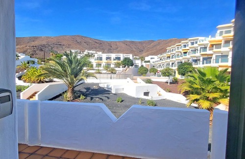 Giniginamar Apartment | Oceanfront Ferienwohnung Aurora with Pool in Giniginamar