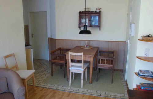 Garding Apartment | Family-Friendly Ferienwohnung Bähre with Wheelchair Access
