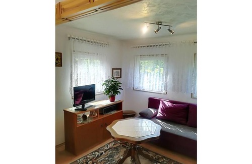 Marienberg Apartment | Oceanfront Retreat: Ferienwohnung Böhme with Pool & Views
