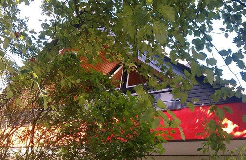 Garding Apartment | Pet-Friendly Retreat at Ferienwohnung "Bövergeest" Awaits