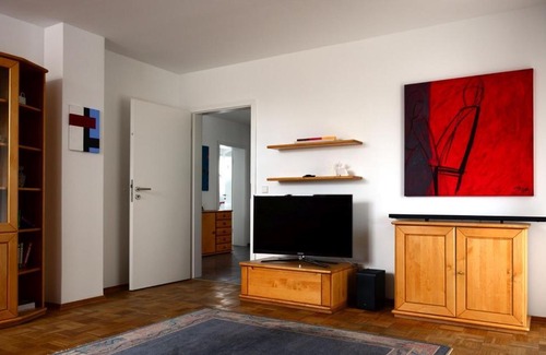 Waggershausen Apartment | Family-Friendly Ferienwohnung Bart with Top Guest Ratings