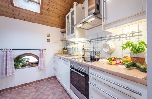 Hoslwang Apartment | Top-Rated "Bauerngarten" Apartment with Kitchen & Accessibility