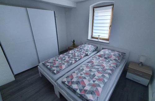 Geroldsgrun Apartment | Pet-Friendly Retreat at Ferienwohnung Bei Vogel: 8.3/10 Rated