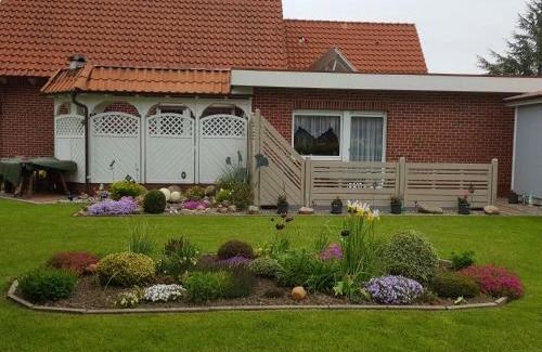 Wischhafen Apartment | Oceanfront Retreat at Ferienwohnung beim Bracksee, 9.6/10