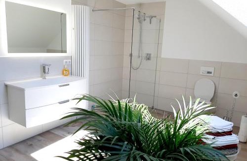 Rot an der Rot Apartment | Pet-Friendly Ferienwohnung Bergele with Exceptional Rating
