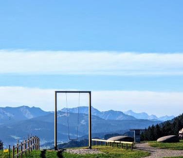 Scheidegg Apartment | Pet-Friendly Retreat at Ferienwohnung BergPfote - Rated 9/10