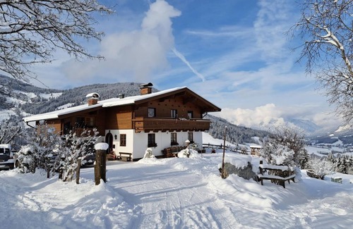 Maria Alm am Steinernen Meer Apartment | Discover Ferienwohnung Bergsait: Ideal for Family Getaways