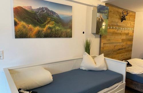 Stuttgart Apartment | Pet-Friendly Retreat at Beutelsbacherstr. 12 C - 8.1/10