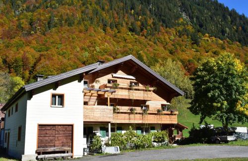 Gortipohl Apartment | Cozy Ferienwohnung Birgit with Kitchen and High Rating