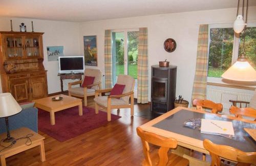 Adelboden Apartment | Charming Ferienwohnung Bim Stei: Family & Pet Friendly Escape