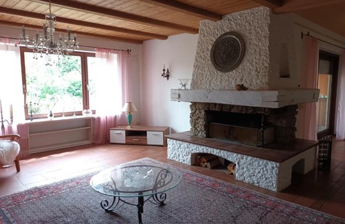 Griesstatt House | Family-Friendly Retreat at Ferienwohnung Bini 2