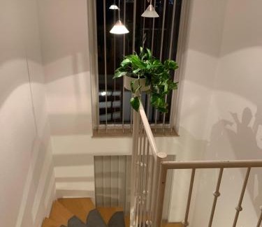 Leichlingen Apartment | Kid-Friendly Retreat at Ferienwohnung Blütenstadt - 8.9/10