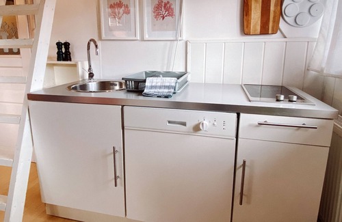Blaubeuren Apartment | Comfortable Ferienwohnung Blaubeuren with Family-Friendly Amenities