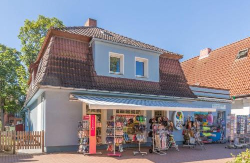 Boltenhagen Apartment | Family-Friendly Stay at Ferienwohnung "Blaues Haus" - 4 Stars